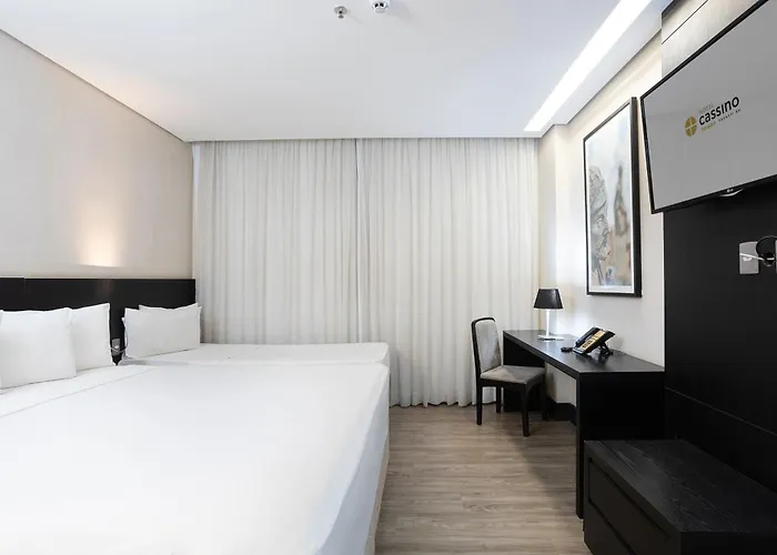 Hotel Park Tower Savassi By Nacional Inn